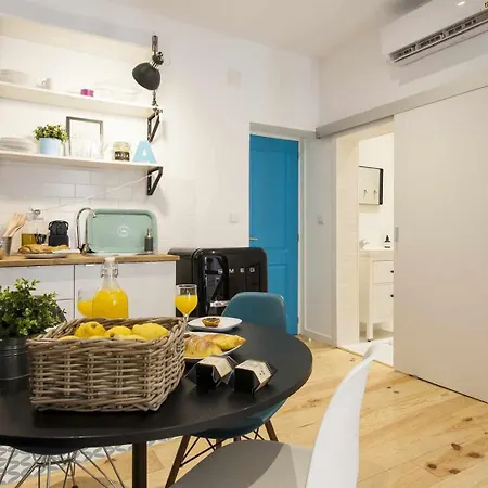 Blue Design Chiado Center *